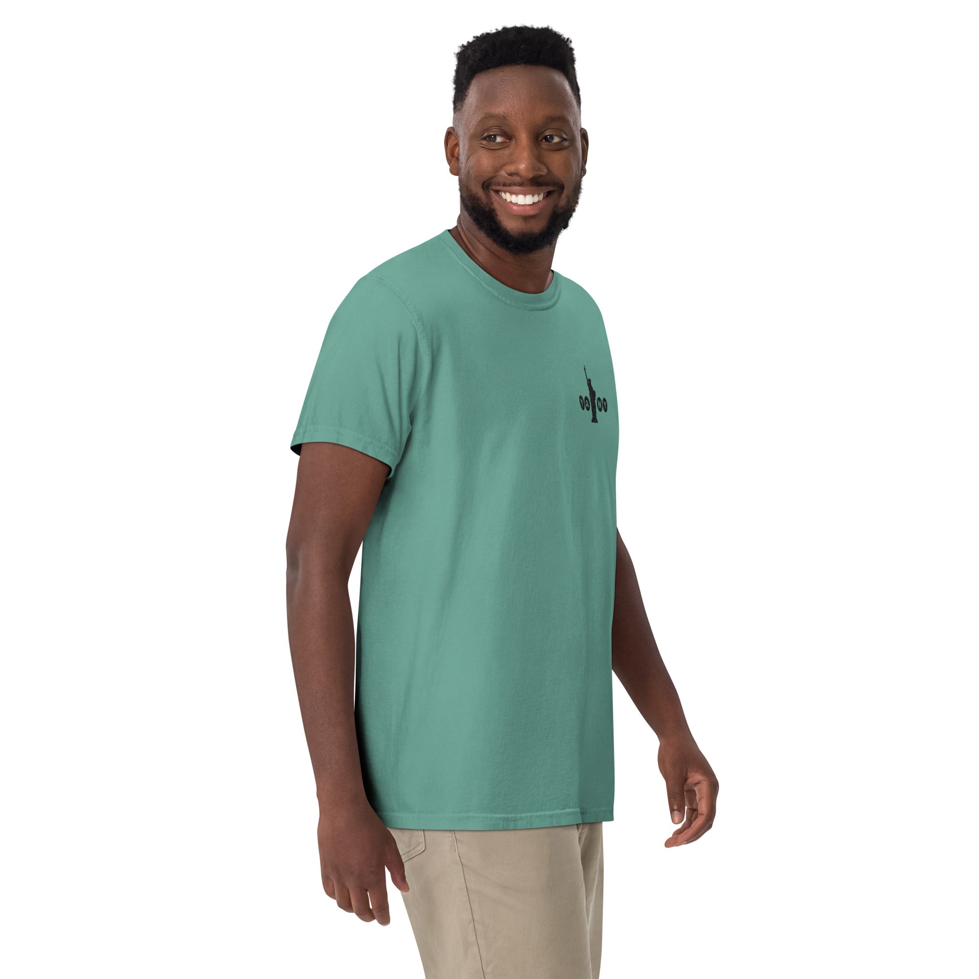 Camiseta de hombre de peso pesado teñida en prenda